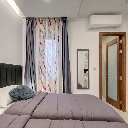 St Julians Apartment Saint Julian's Екстериор снимка