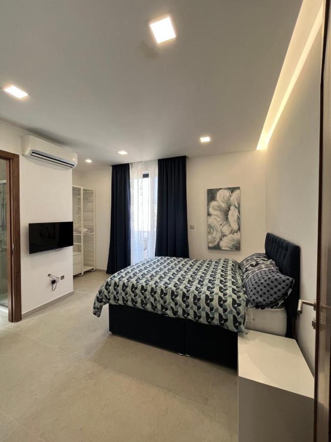 St Julians Apartment Saint Julian's Екстериор снимка